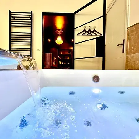 Secrète Les Petits Plaisirs 3* Angers