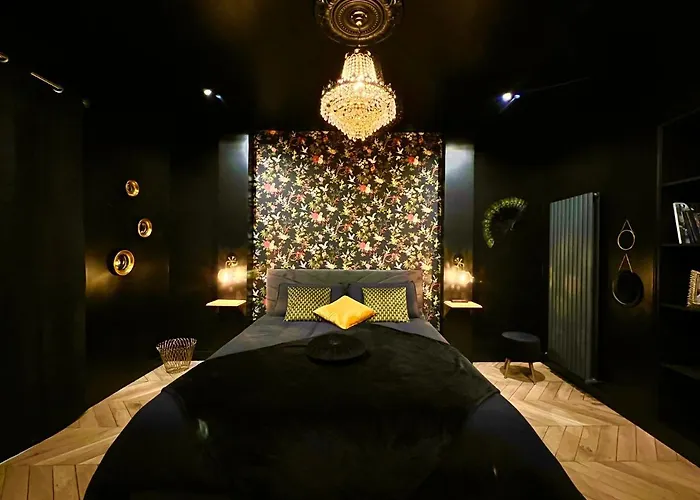 Secrète Les Petits Plaisirs 3* Angers